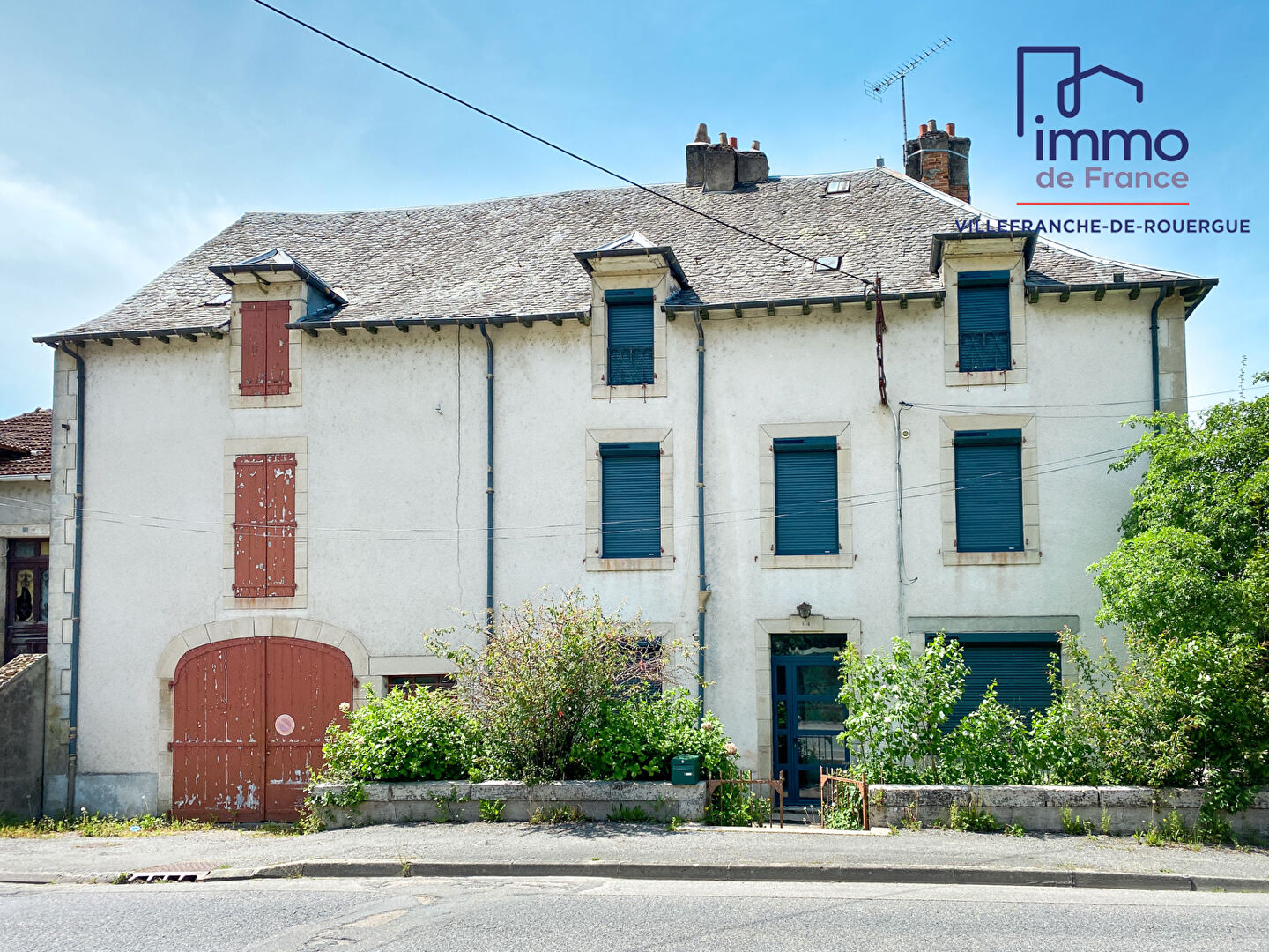 Photo Maison de Maître + dépendance avec terrain image 1/6