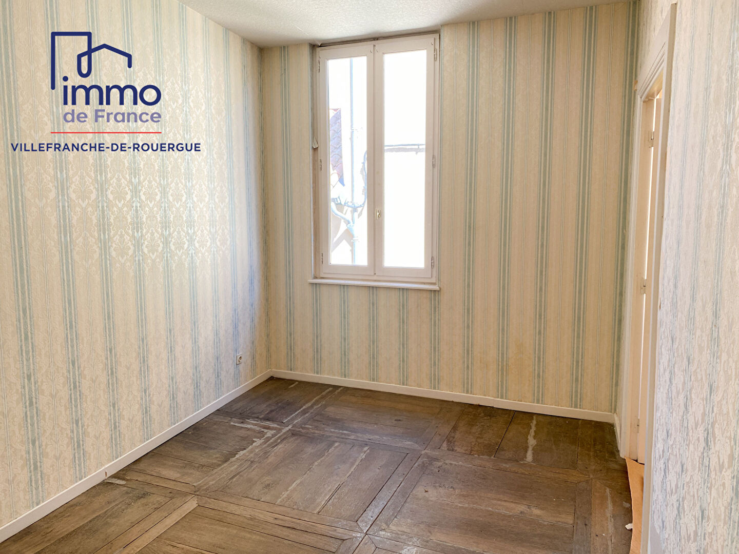 Photo Immeuble de rapport avec local commercial image 3/6