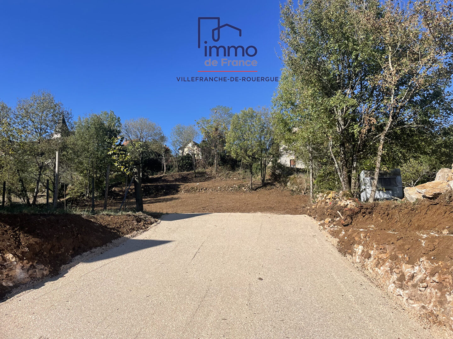 Photo Terrain La Capelle Balaguier 1695 m2 image 2/5