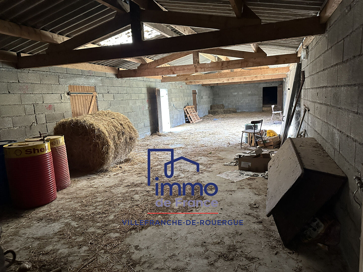 Photo Bâtiment équestre sur  6.5 ha de prés image 4/6