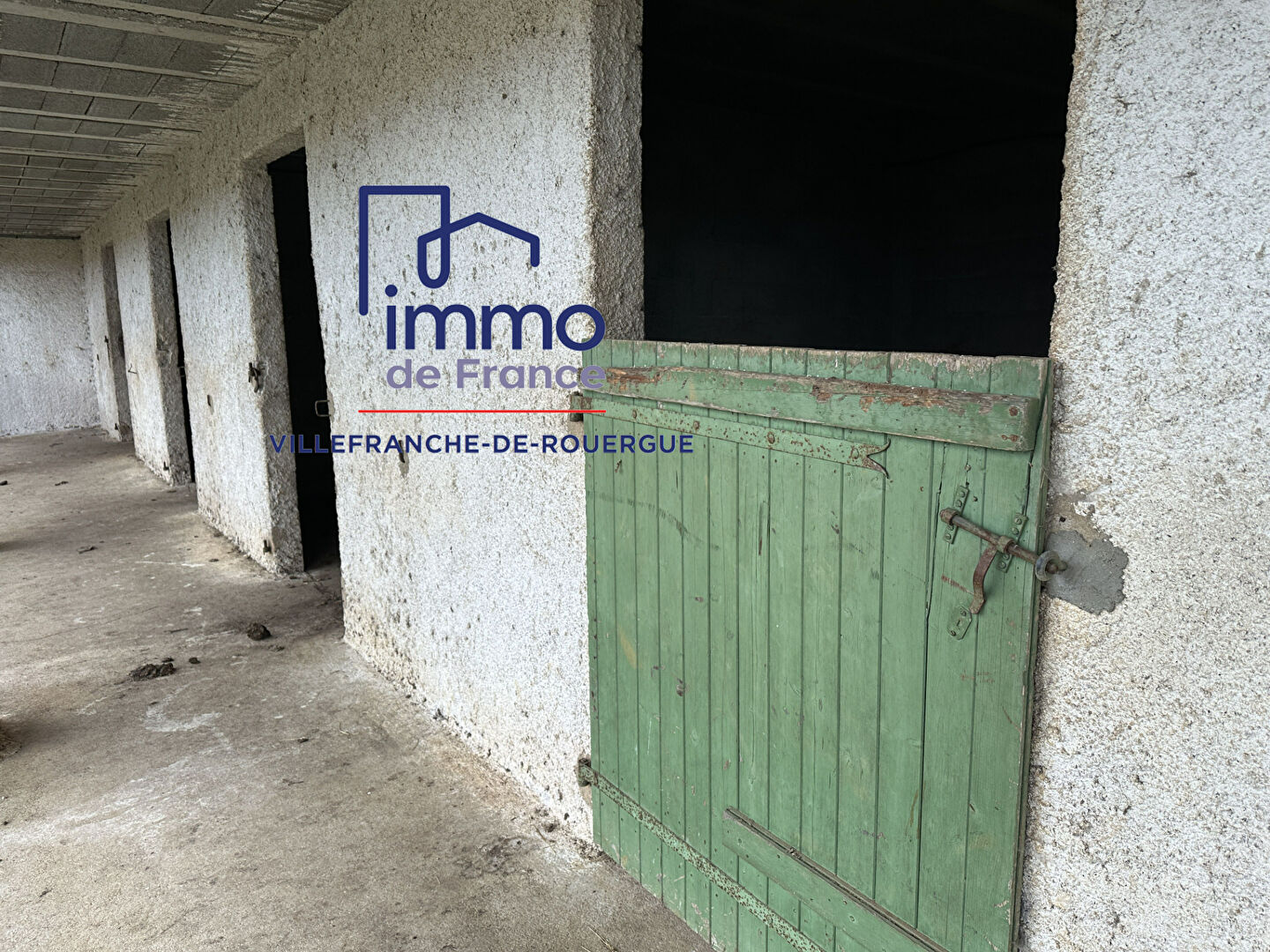 Photo Bâtiment équestre sur  6.5 ha de prés image 6/6