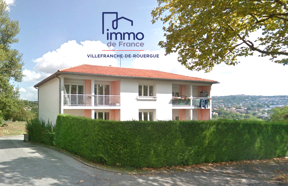 Immeuble de 280 m², 4  appartements T3, 4 garages et celliers sur un terrain de 4657 m²