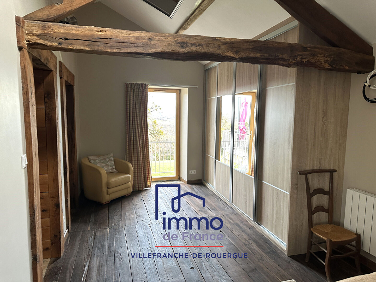 Photo Corps de ferme 5 pièce(s) 151 m², 3 chambres, terrain de 3720 m² image 4/6