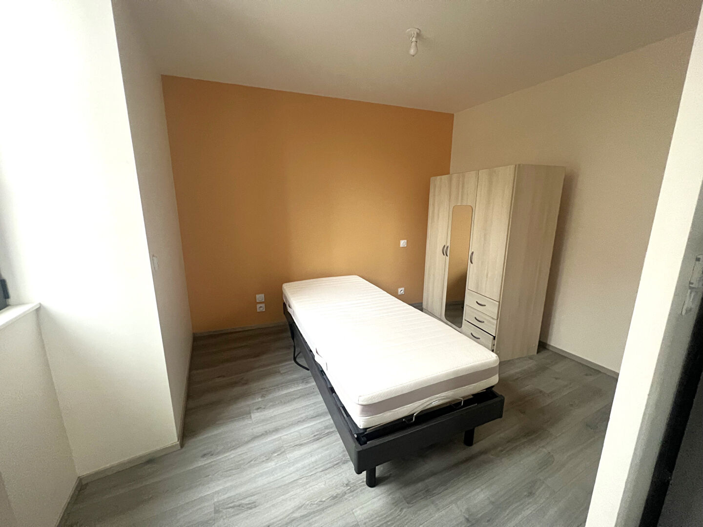 Photo Appartement Villefranche De Rouergue 1 pièce(s) 42 m2 image 4/5