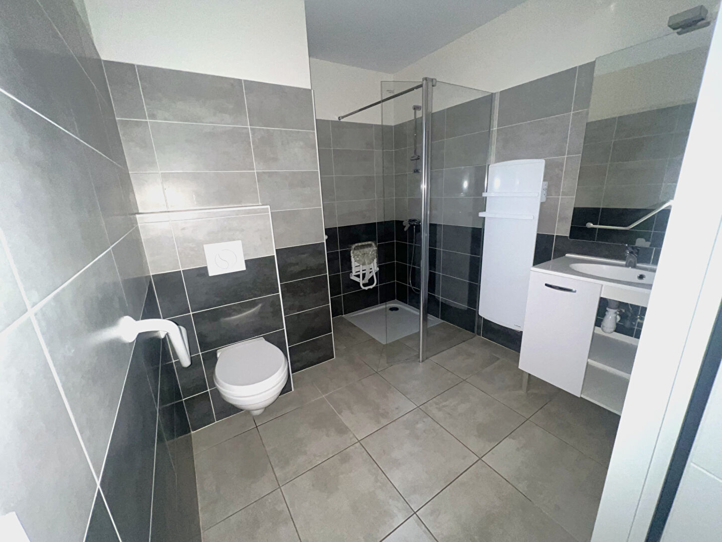 Photo Appartement Villefranche De Rouergue 1 pièce(s) 42 m2 image 5/5