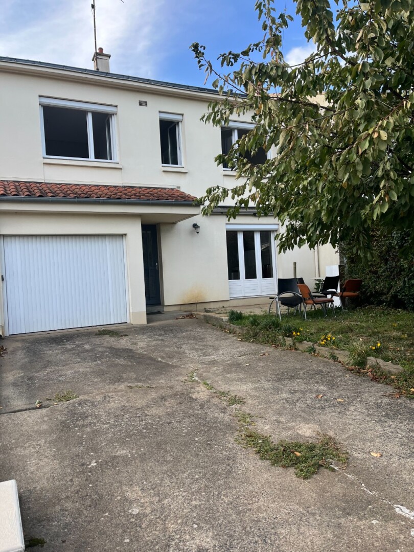 Photo Maison de ville mitoyenne image 1/6