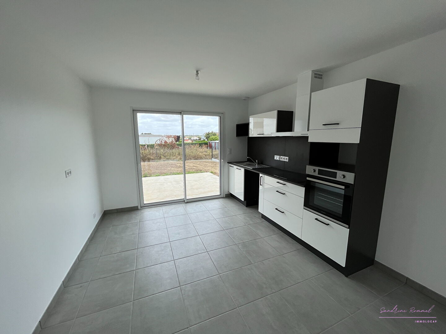 Photo Maison récente de plain-pied - Vihiers (Lys-Haut-Layon) image 4/6