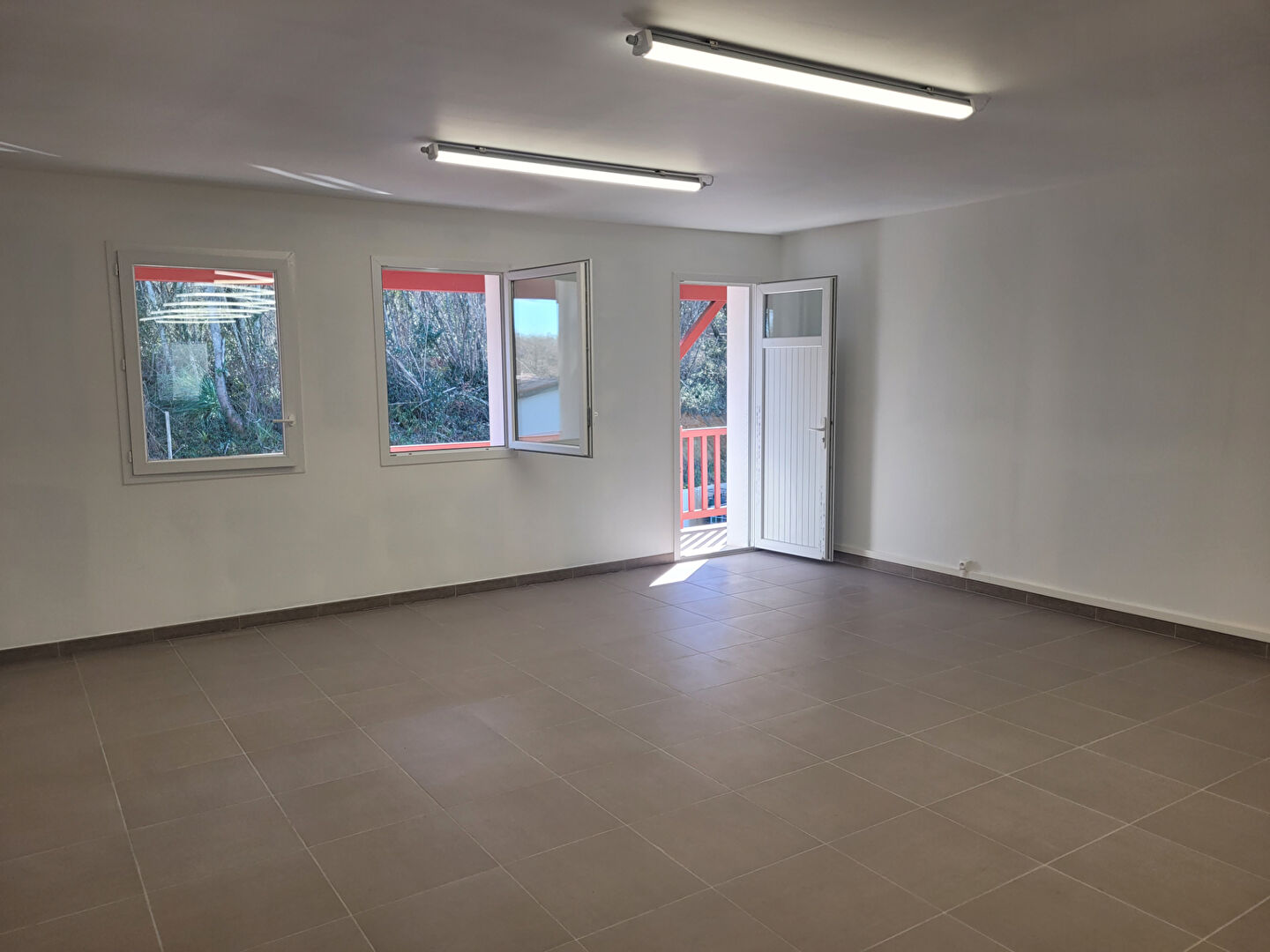 Photo Bureau à louer BIDART image 2/5