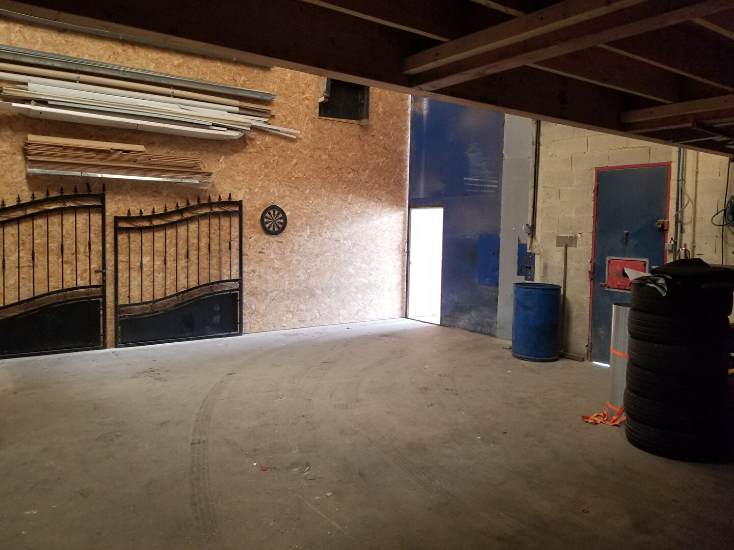 Photo Entrepôt à louer IZON image 3/4