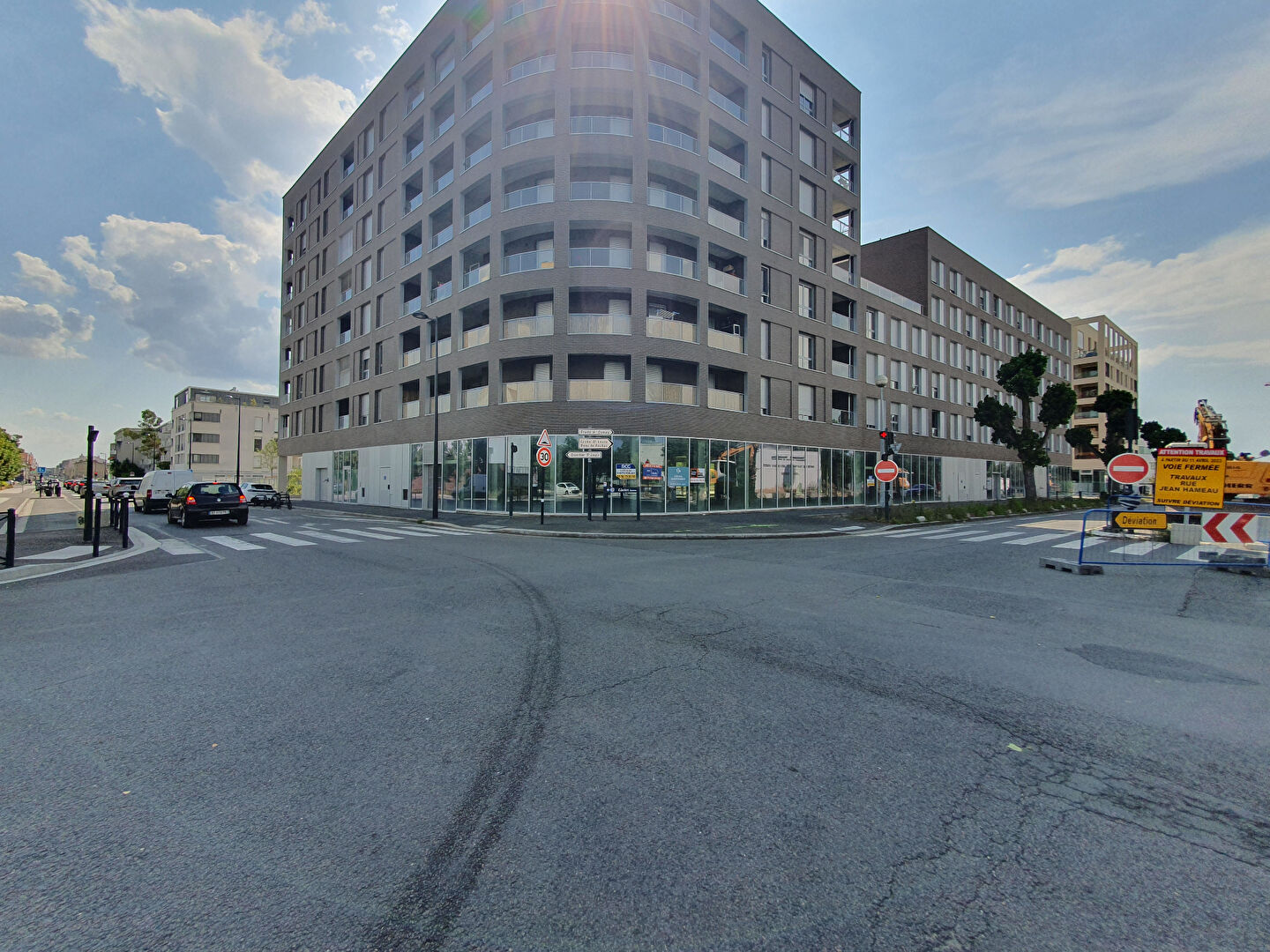 Photo Local commercial à louer BORDEAUX image 2/6