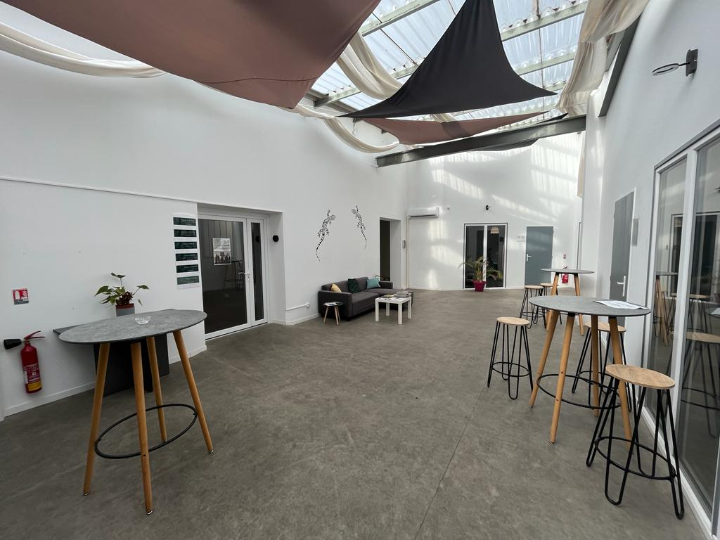 Photo Bureaux à louer TRESSES image 2/4