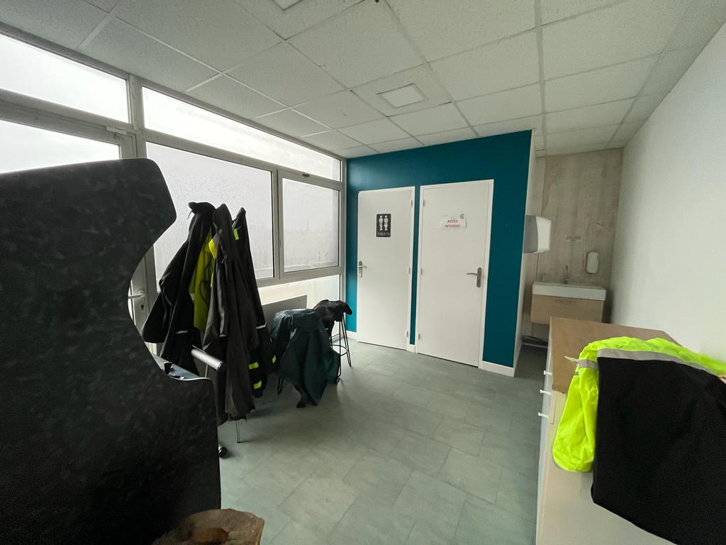 Photo Bureaux  ERP à louer BORDEAUX image 2/5