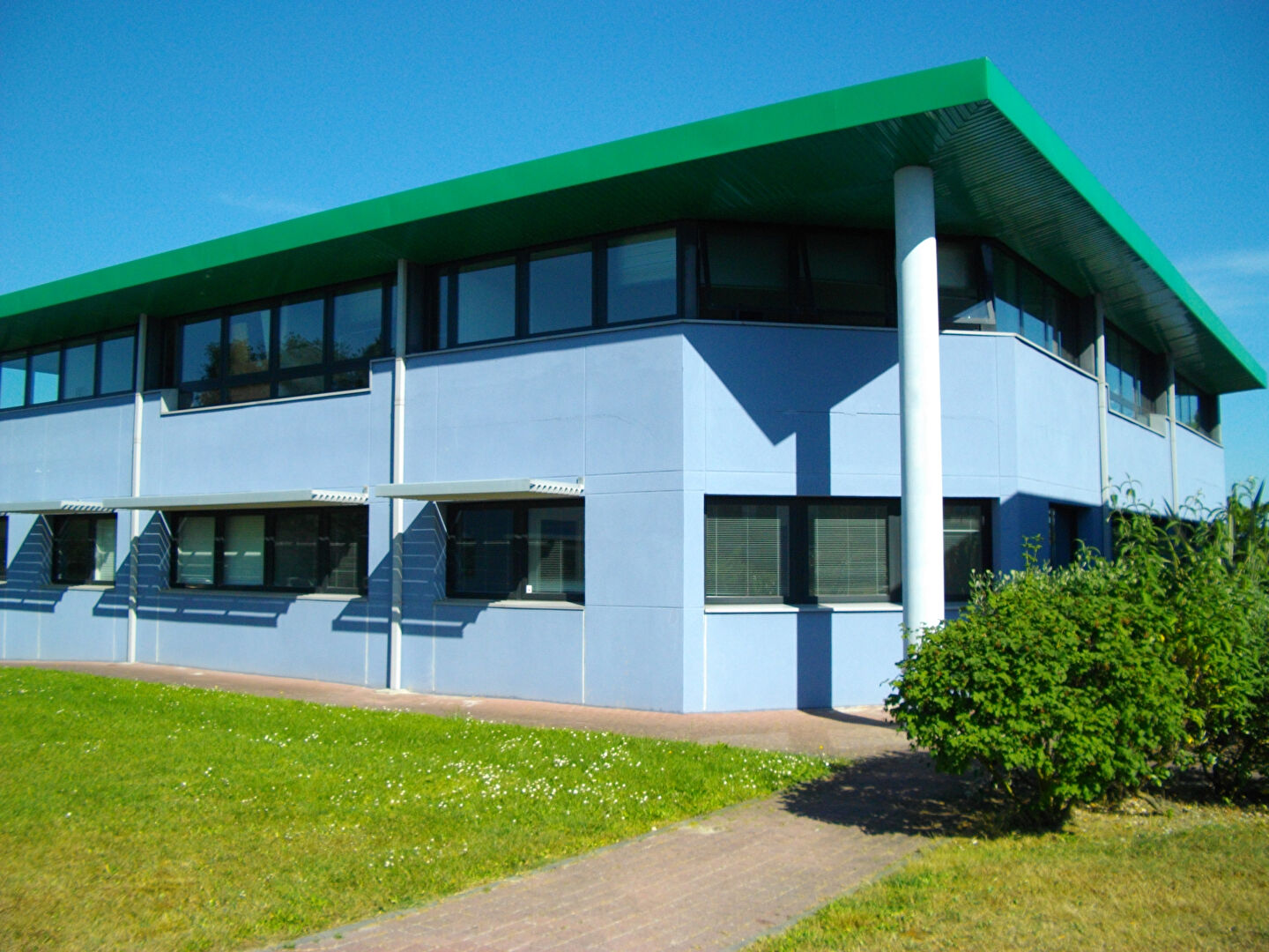 Bureaux à louer CANEJAN