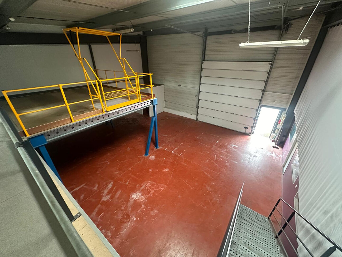 Photo Entrepôt à louer YVRAC image 2/6