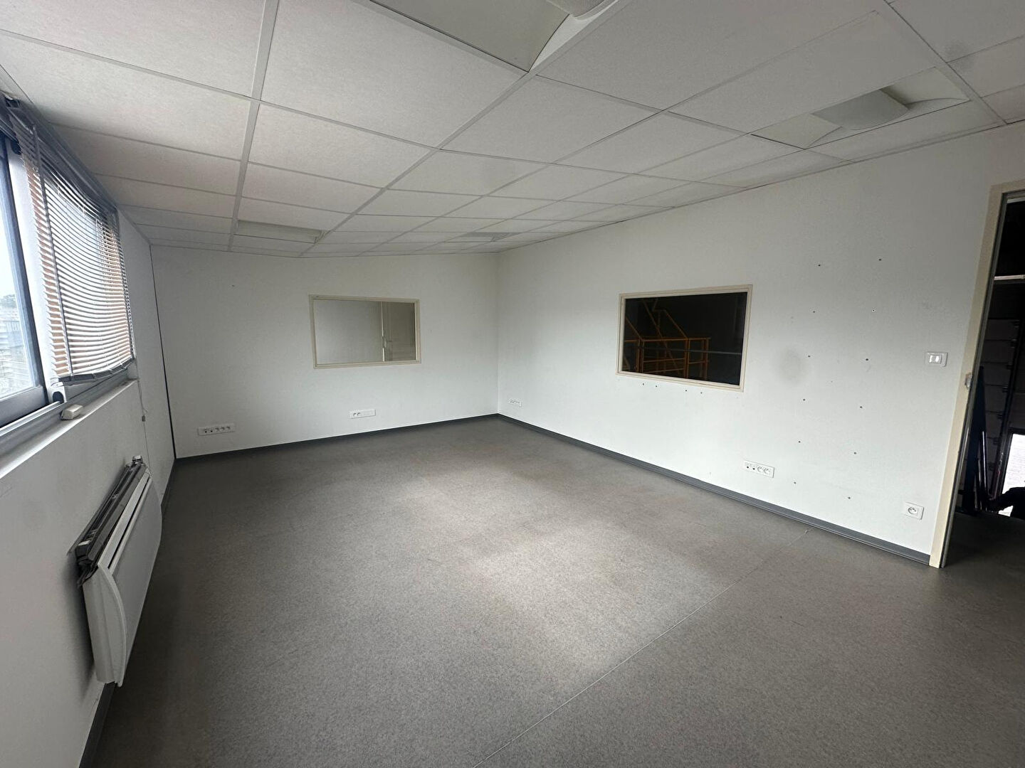 Photo Entrepôt à louer YVRAC image 6/6