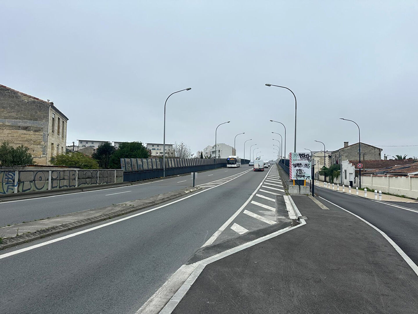 Terrain à louer CENON