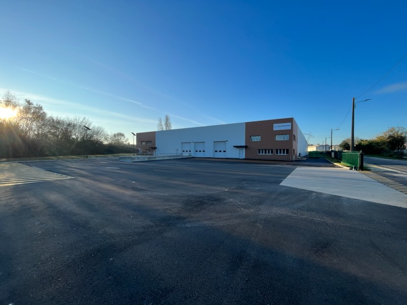 Photo Entrepôt à louer CARBON BLANC image 1/2