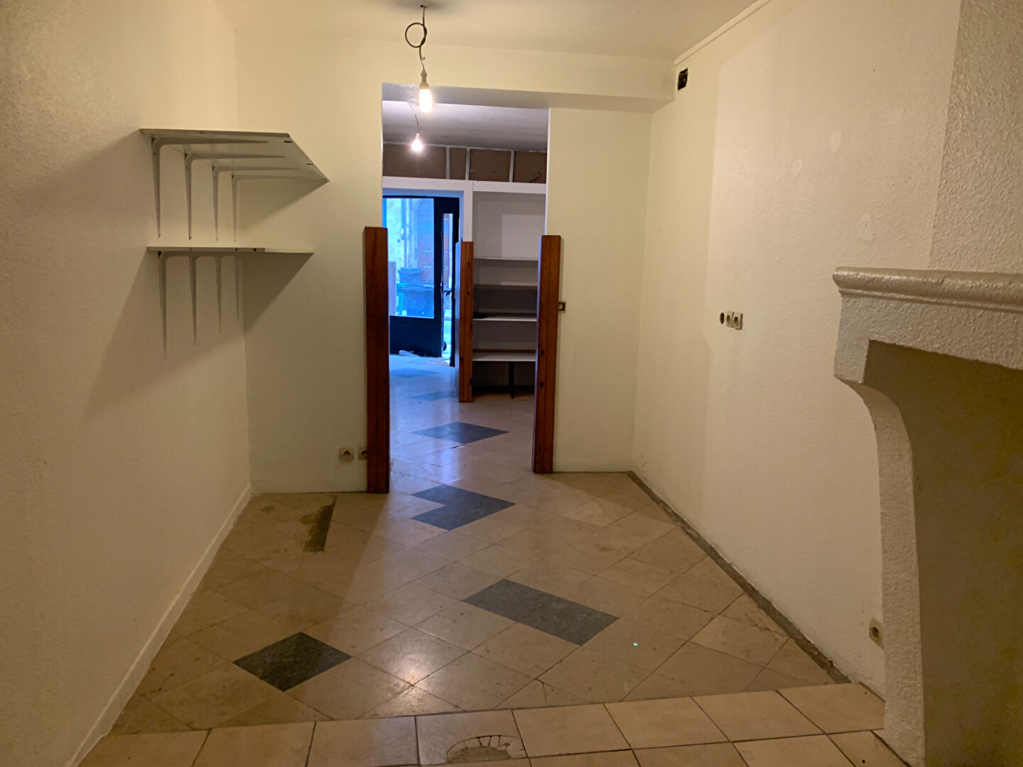 Photo Local commercial à louer BORDEAUX image 2/2