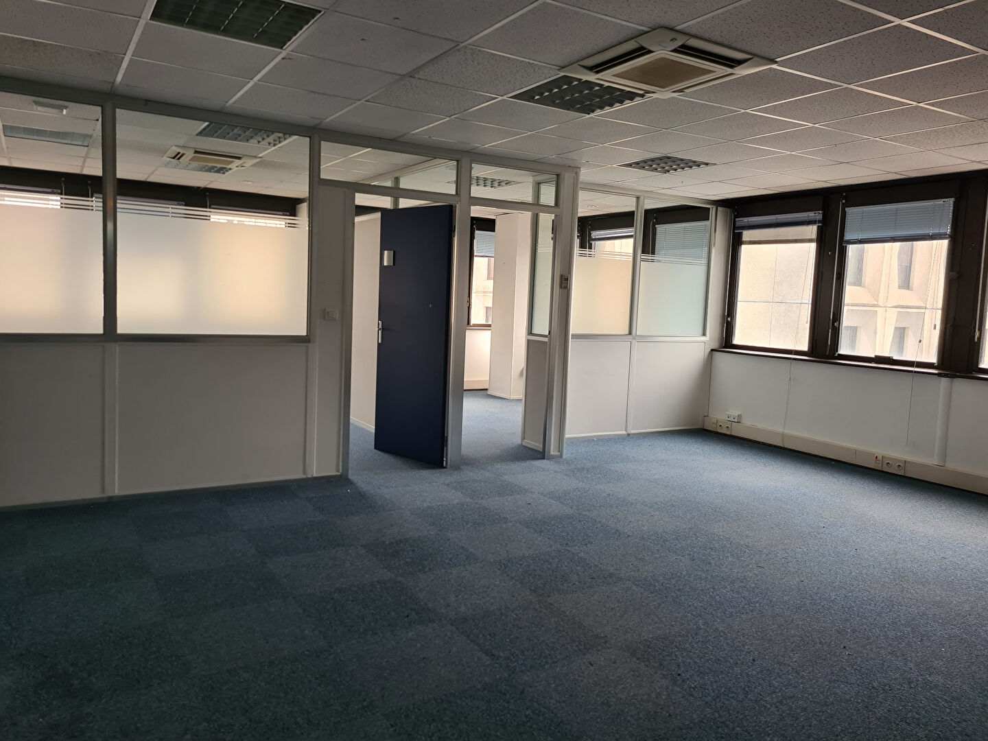 Photo Bureaux à vendre BORDEAUX Mériadeck image 6/6