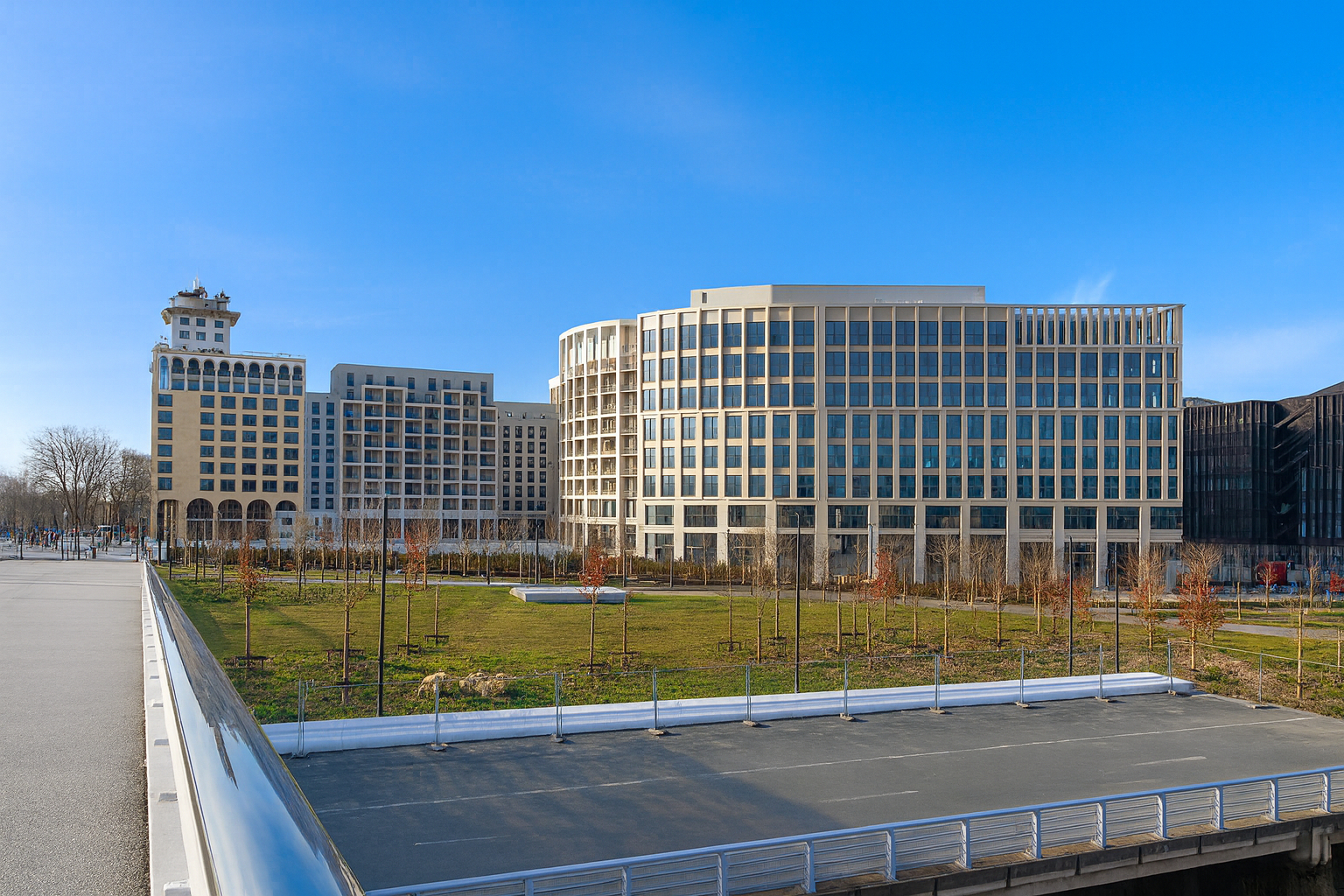 Photo Local commercial à louer BORDEAUX image 1/5