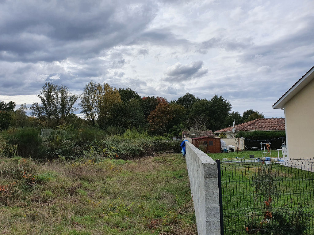 Photo Terrain à vendre CADAUJAC image 3/6