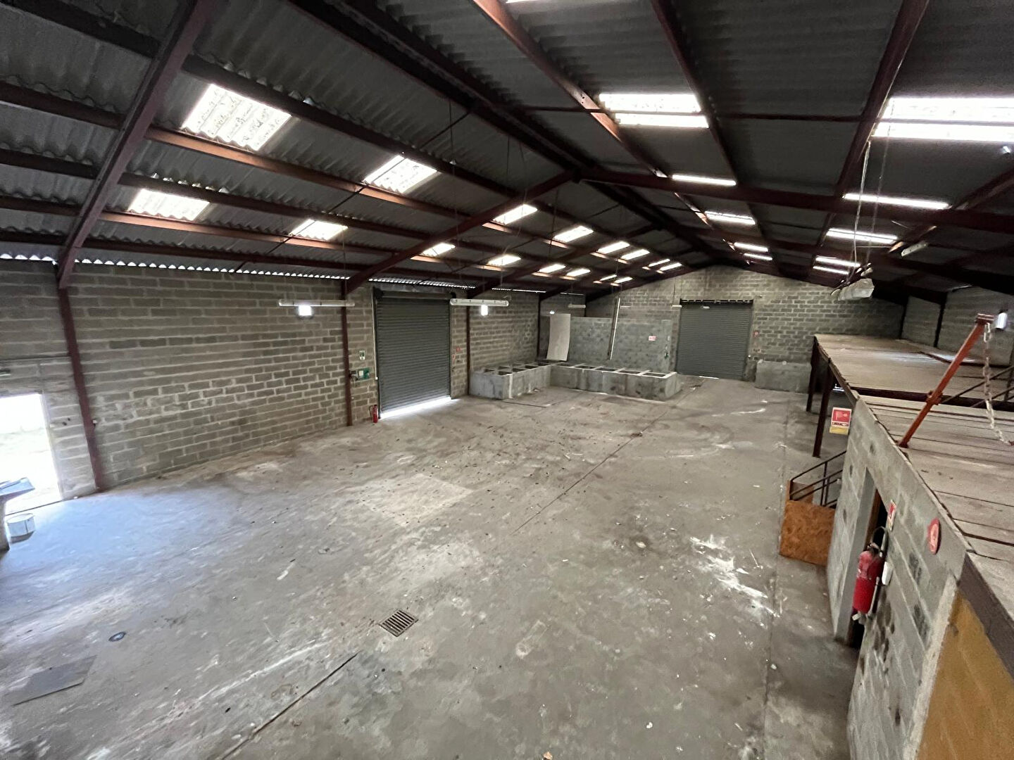 Photo Entrepôt à louer LA TESTE DE BUCH image 3/4