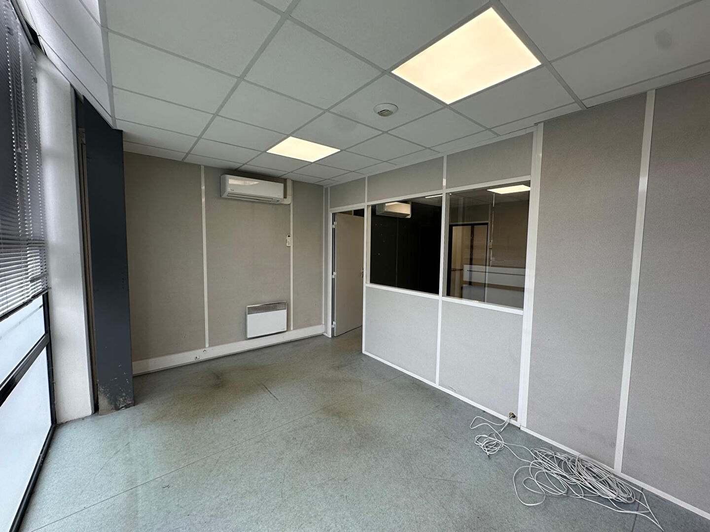 Photo Entrepôt à louer Bègles image 2/6