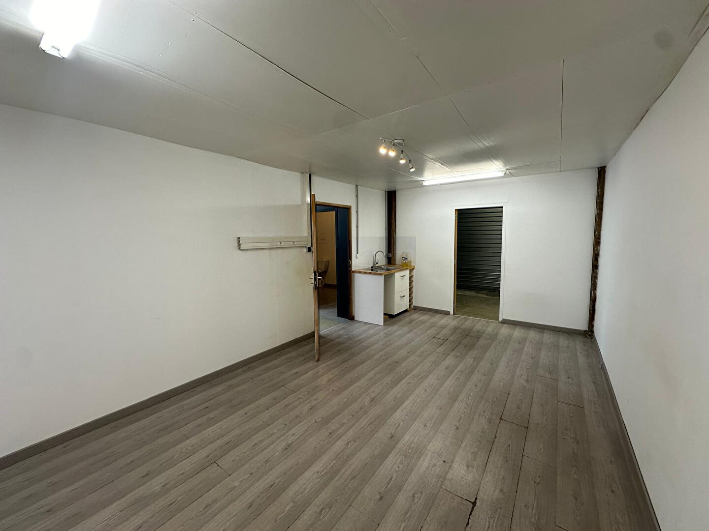 Photo Entrepôt à louer Bègles image 3/6