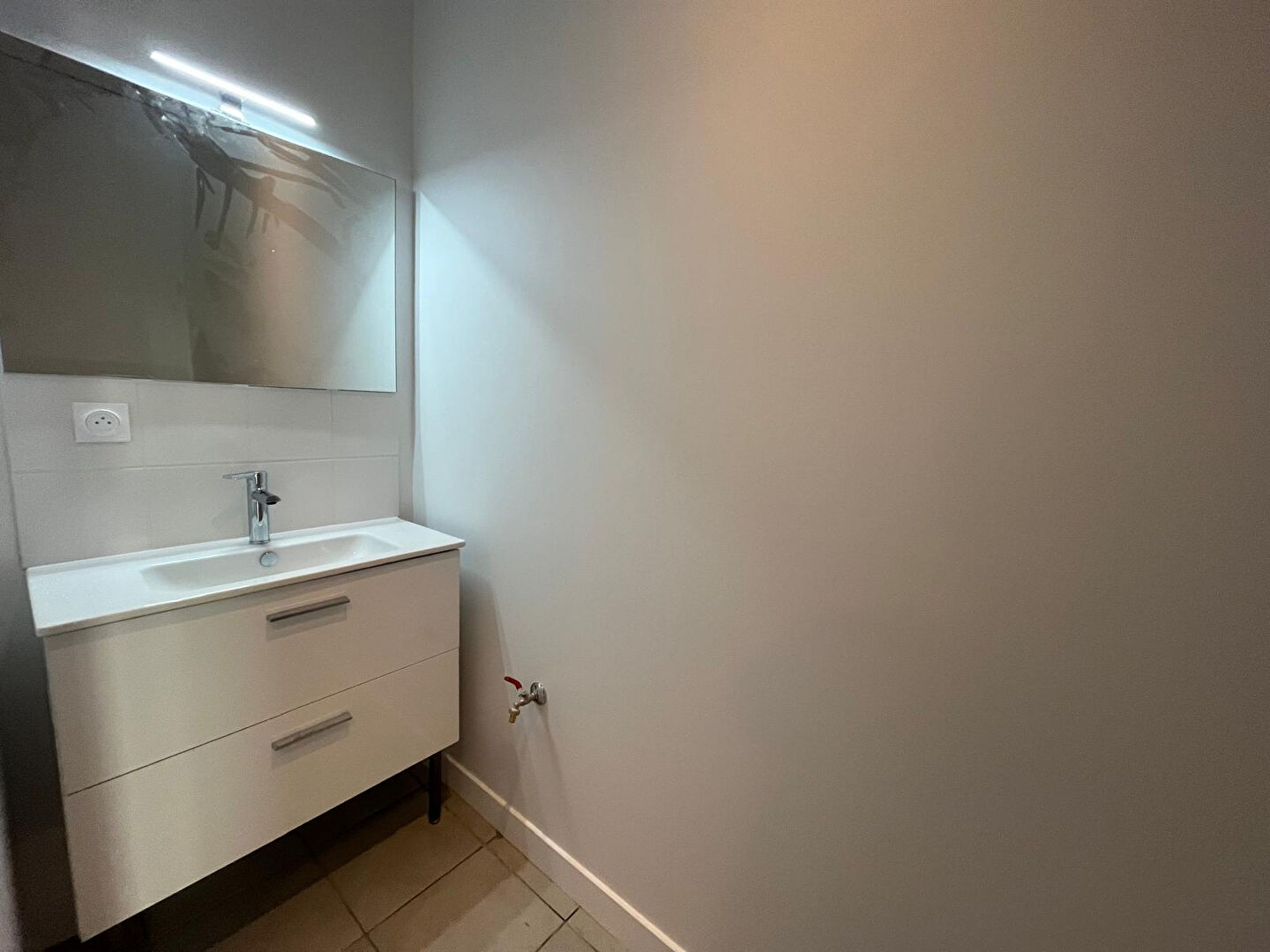 Photo Local commercial à louer MERIGNAC image 3/4