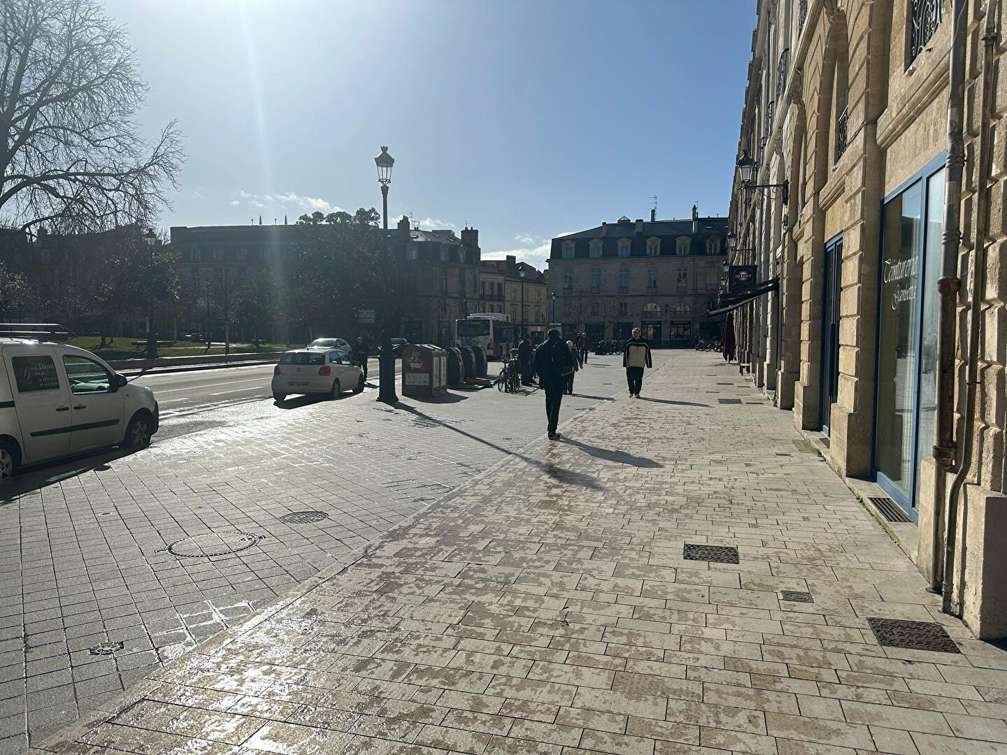 Photo Bureaux à louer BORDEAUX image 3/4