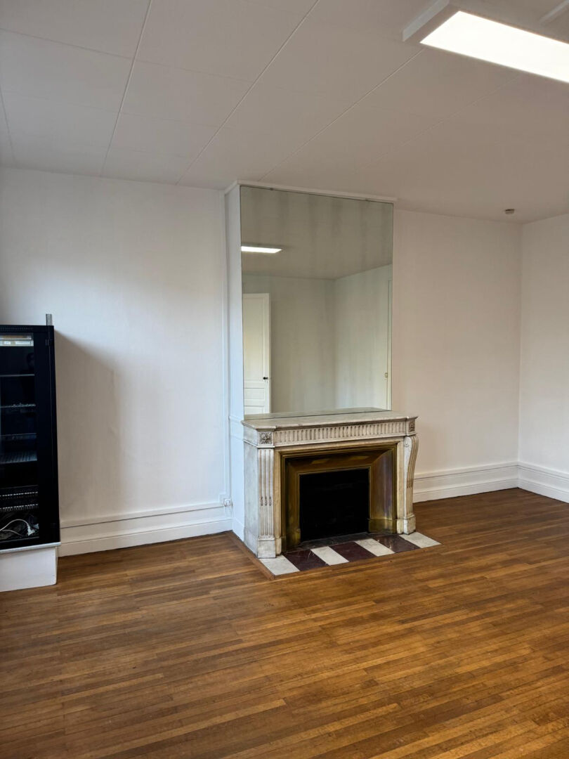 Photo Bureaux à louer BORDEAUX image 4/6