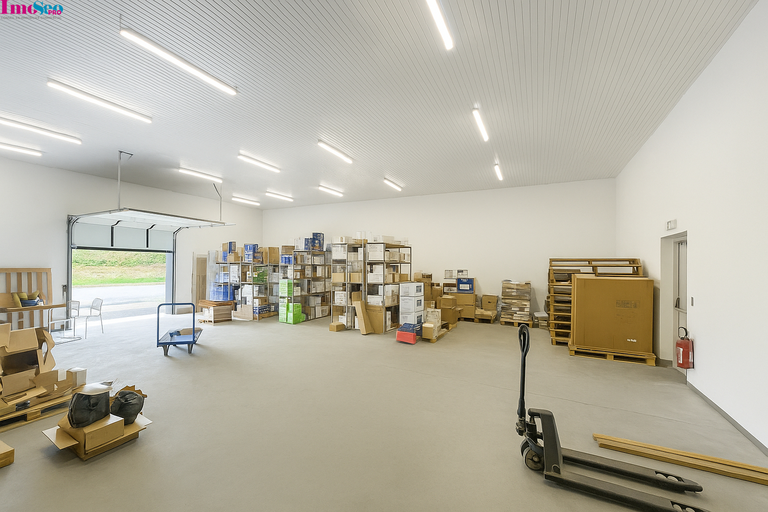 Photo Entrepôt à louer SAINT-LOUBES image 3/6