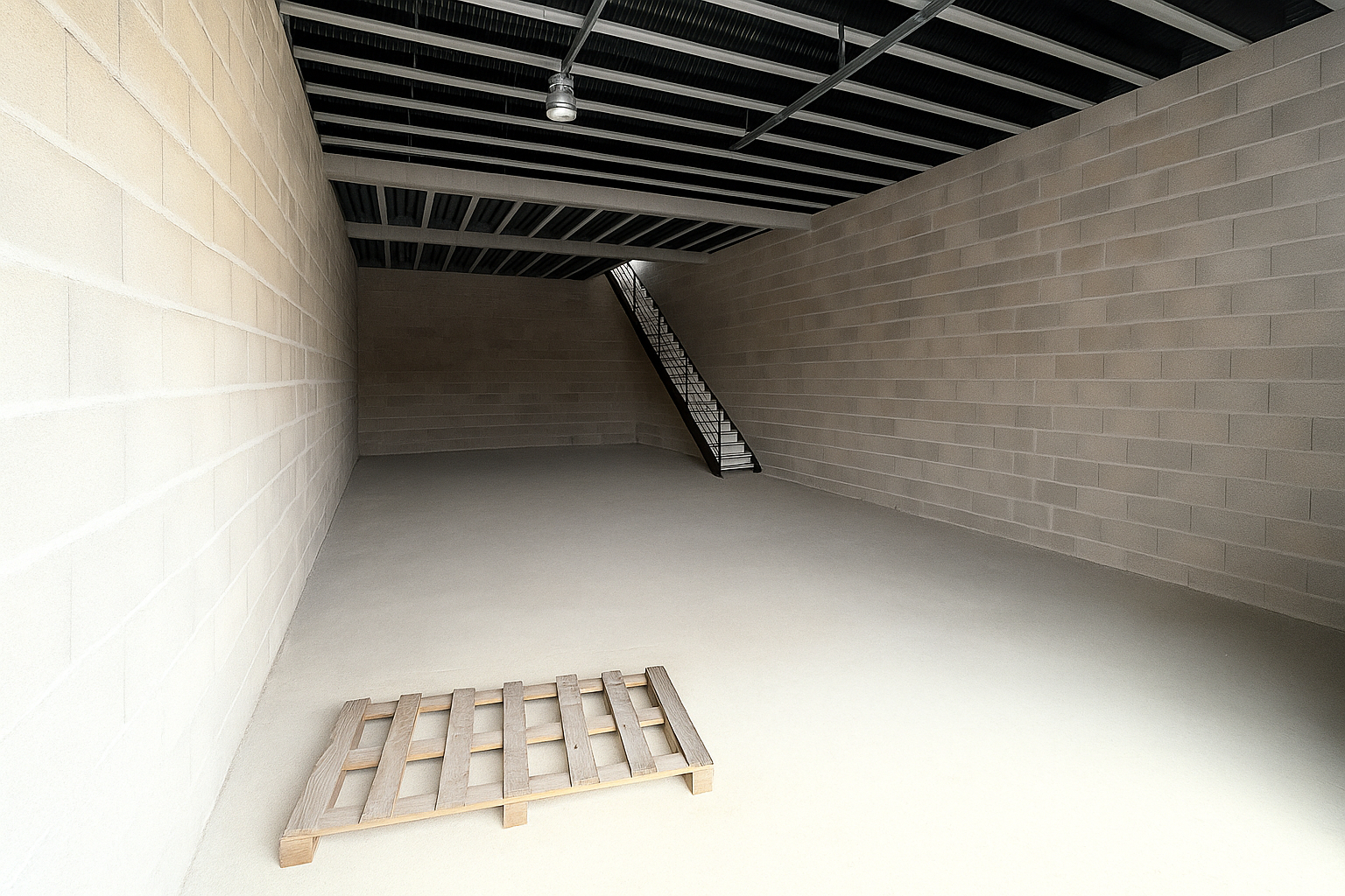 Photo Entrepôt à louer MONTUSSAN image 2/4