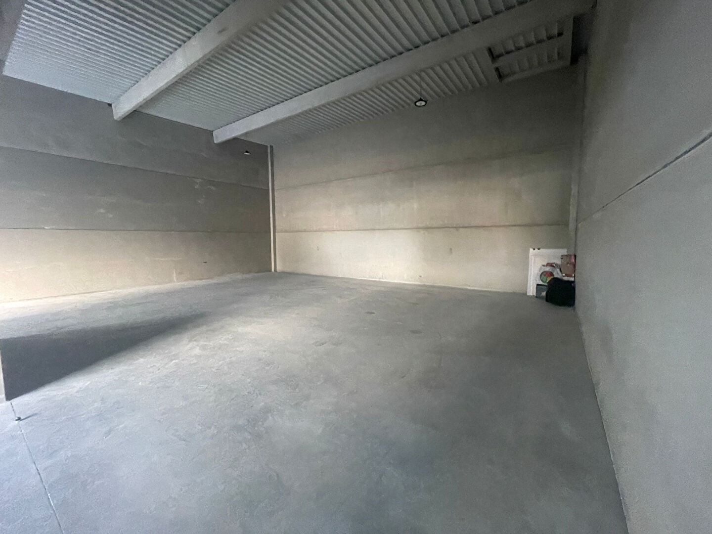 Photo Entrepôt à vendre IZON image 5/6