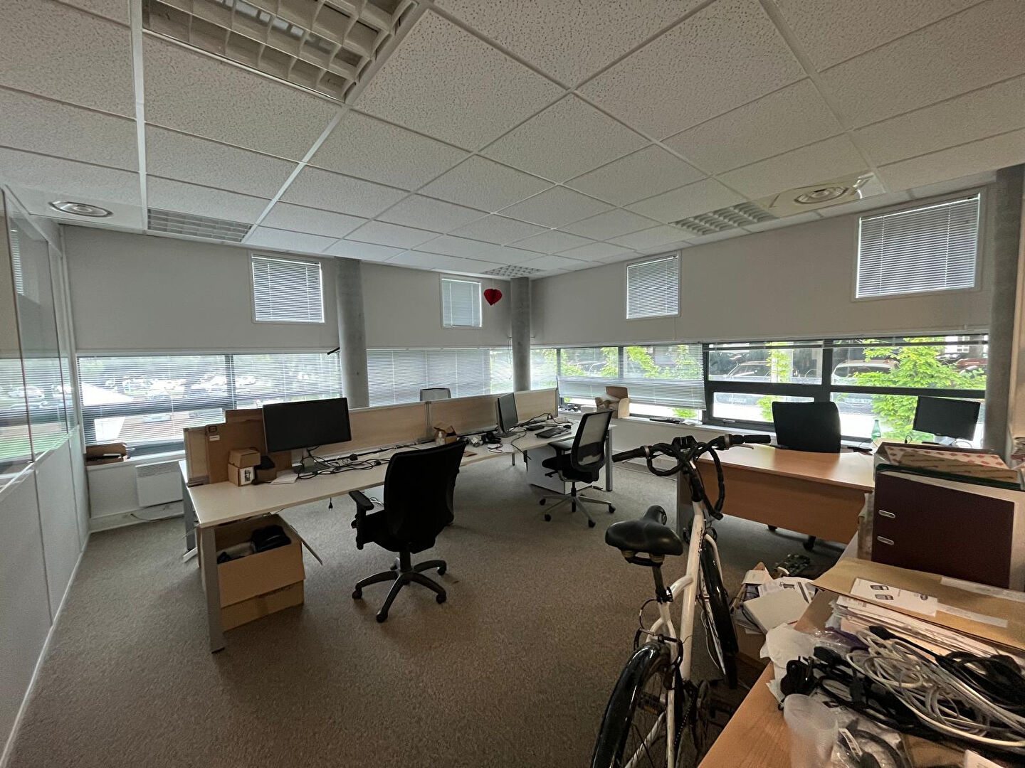 Photo Bureaux à vendre MERIGNAC image 2/5