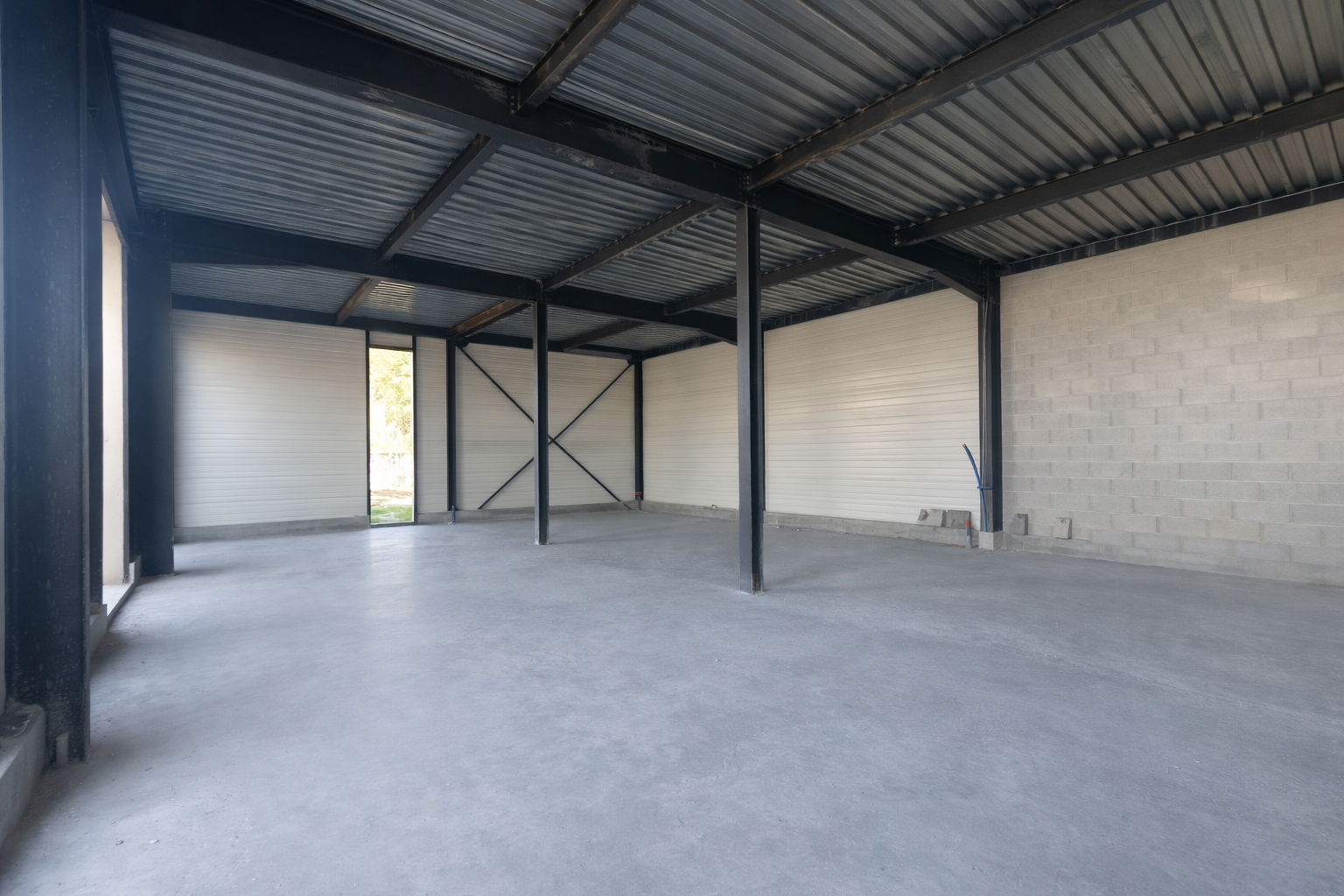 Photo Entrepôt à vendre MÉRIGNAC image 5/6