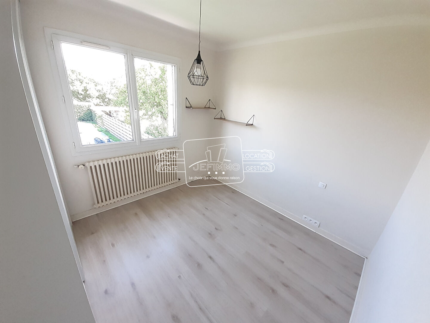 CHAMBRE EN COLOCATION - Maison Sainte Luce Sur Loire 7 pièce(s) 145 m2