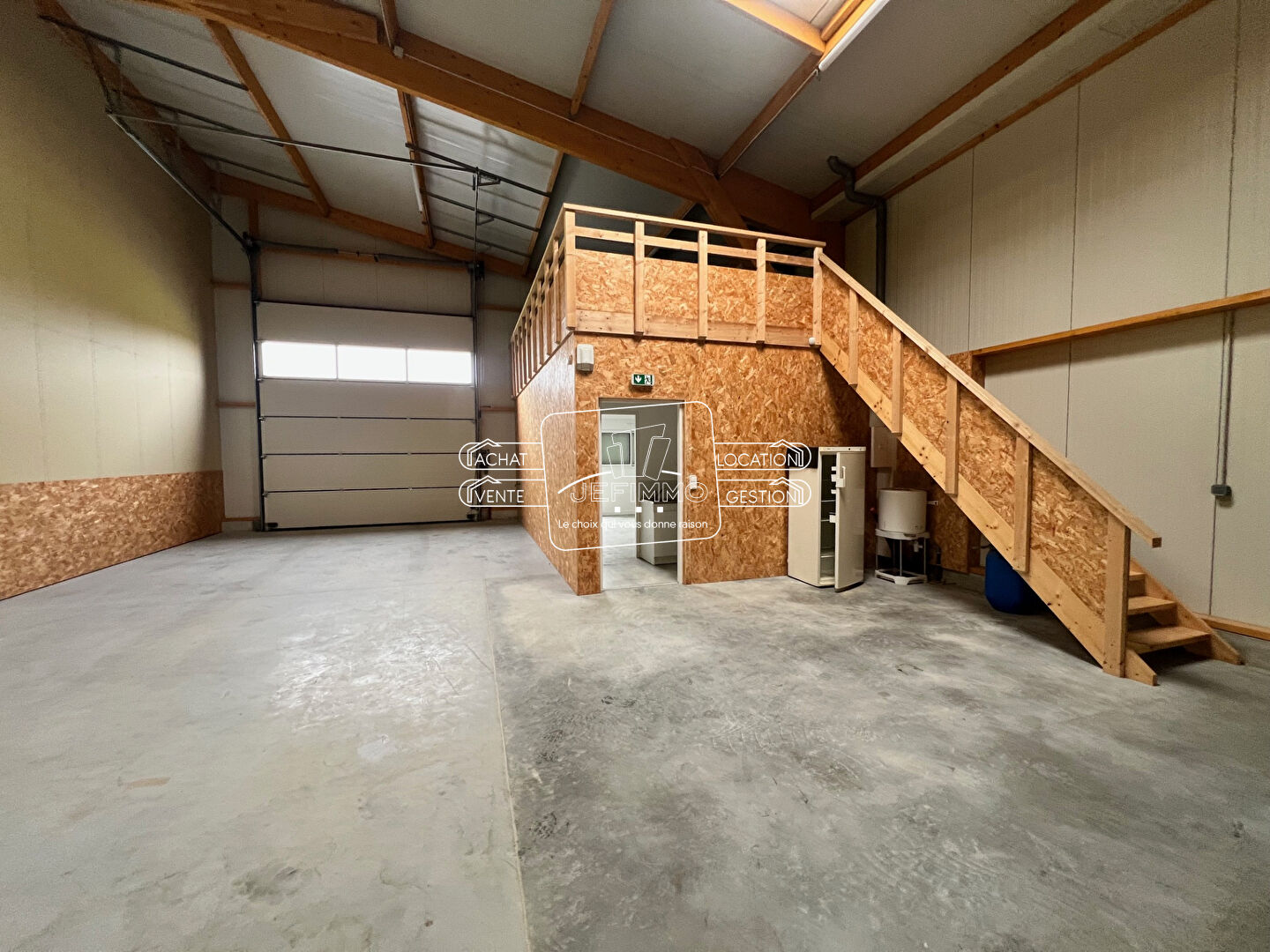 Photo LOCAL  D'ACTIVITE NEUF 150 m² image 3/3