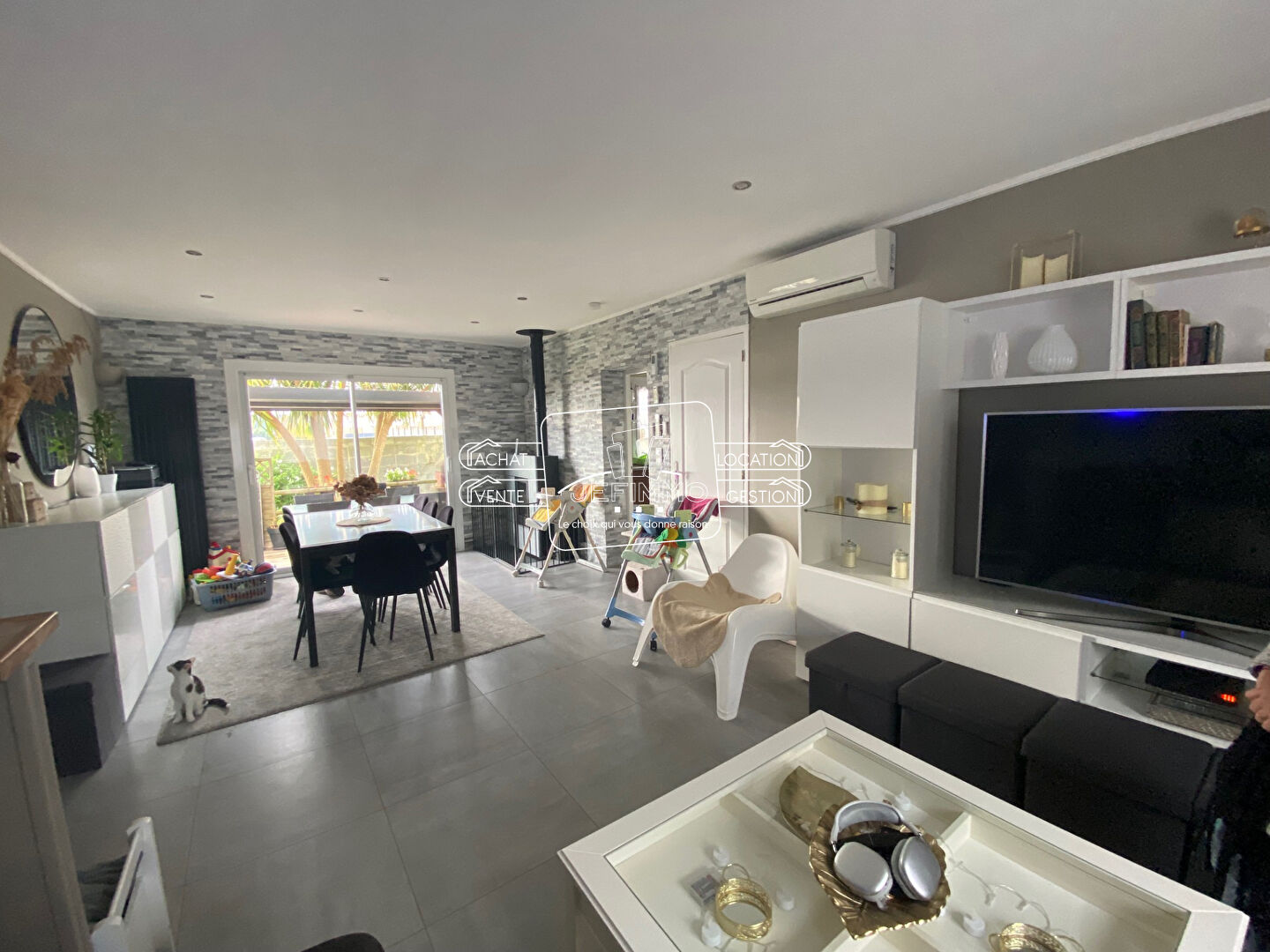 Photo A 2.5 KM DU BOURG - Maison  4 chambres - 117 m2 environ image 3/6