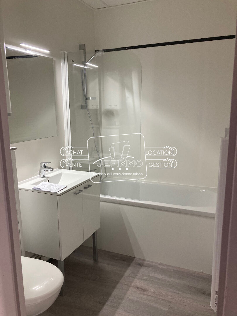 Photo Appartement Nantes 3 pièce(s) 32.84 m2 image 2/3