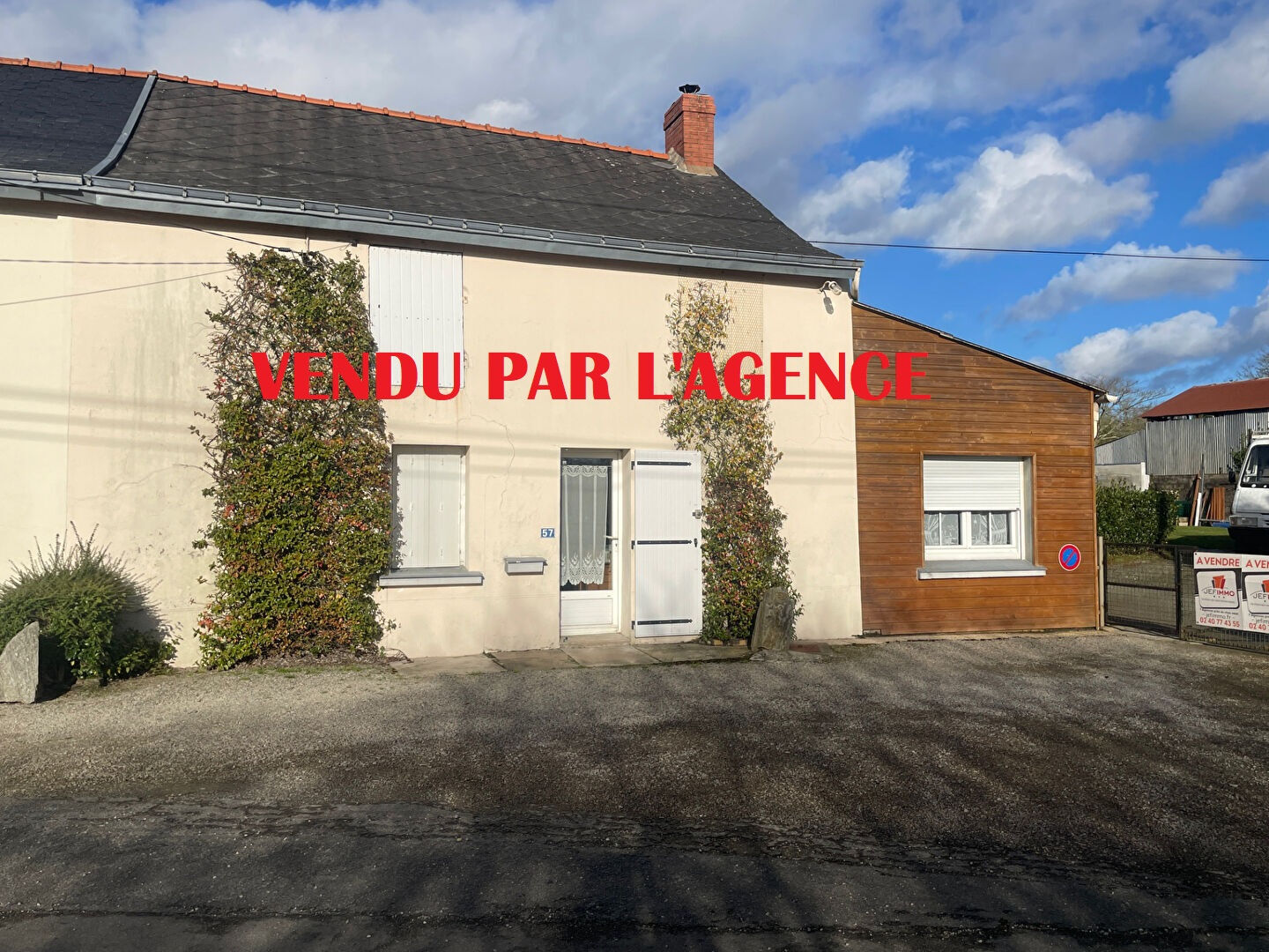 SAINT MARS DU DESERT