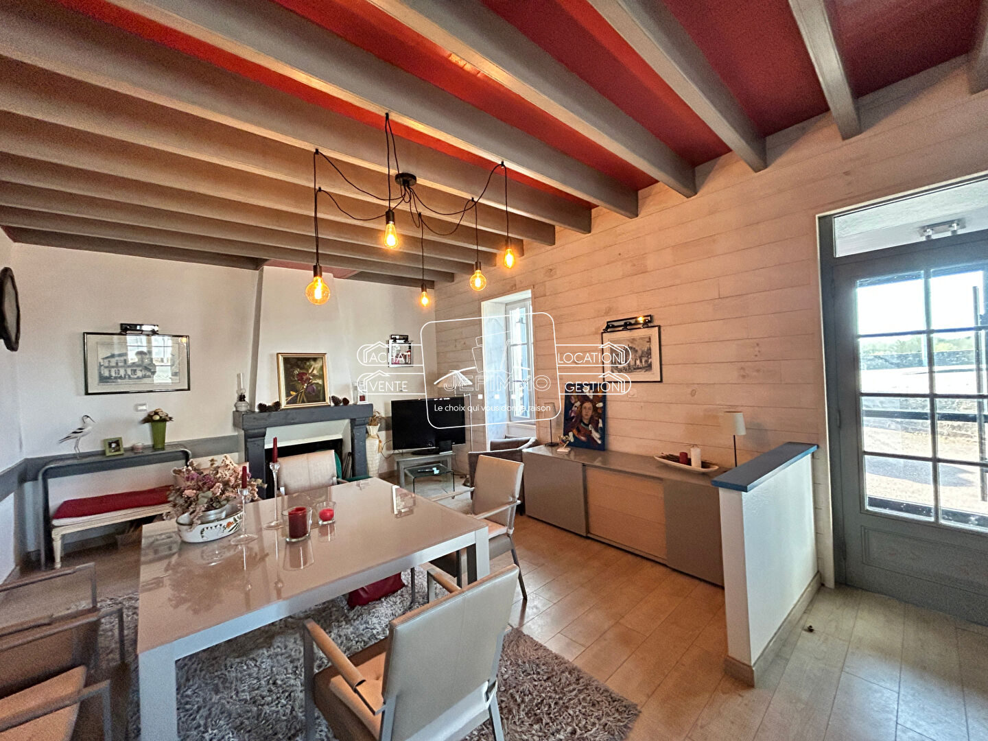 Photo Saint Julien De Concelles 7 pièce(s) 210 m2 image 2/6