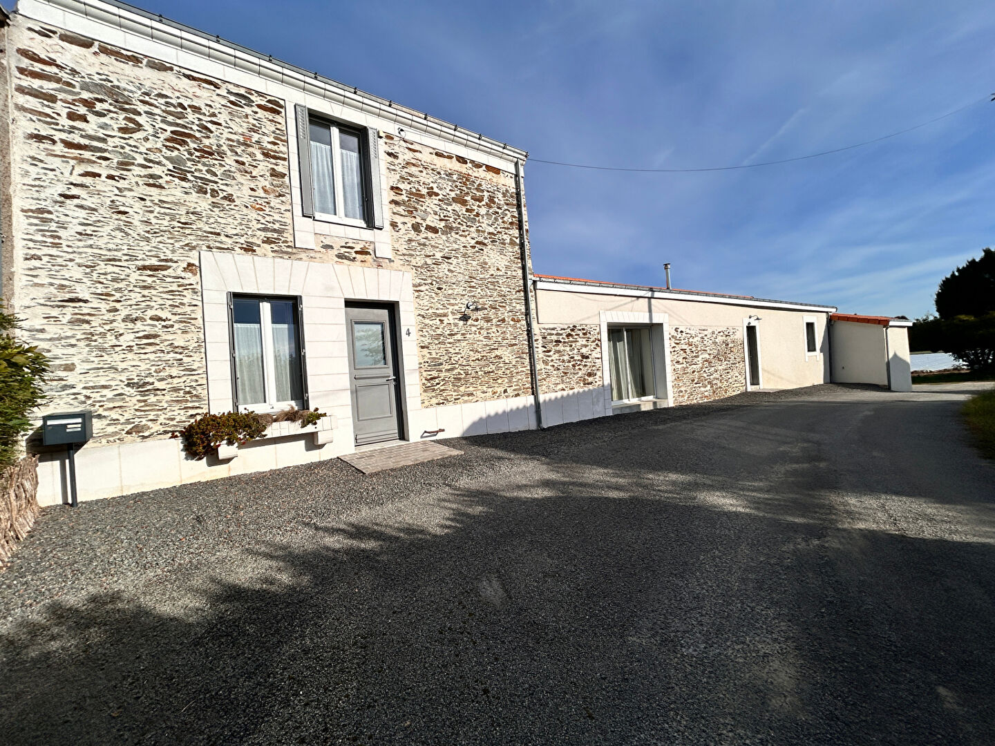 Maison Saint Julien De Concelles 7 pièce(s) 158.21 m2