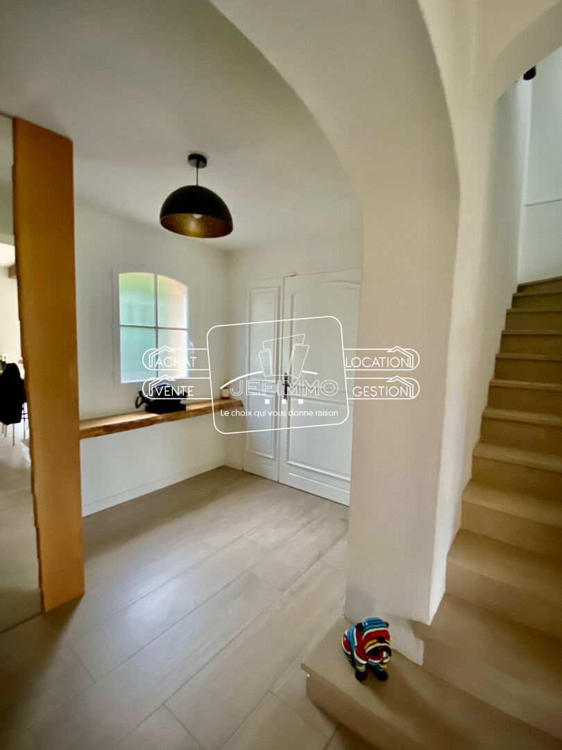 Photo Grande Maison avec piscine Nantes 10 pièce(s) 254 m2 image 2/6