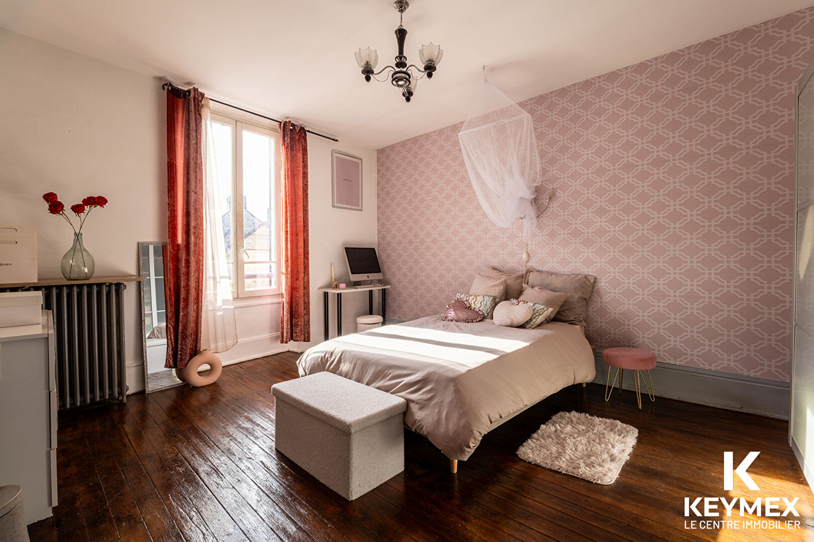 Elégante demeure de charme - 272m² habitables - division possible - 100m² de combles aménageables
