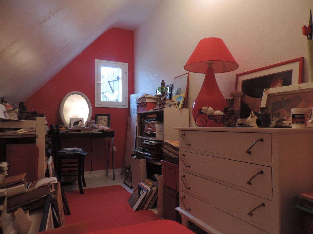 https://media.immo-facile.com/office/lemaire-immobilier/catalog/images/pr_p/2/3/9/7/8/8/6/4/23978864h.jpg?DATEMAJ=15/03/2025-19:42:19