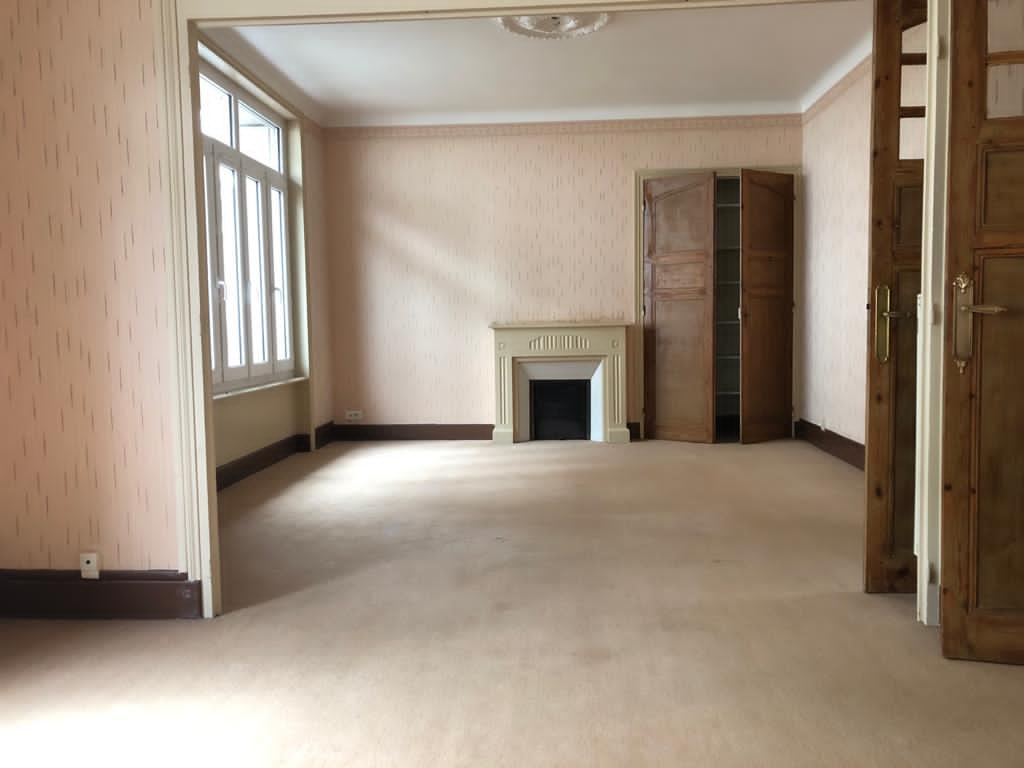 https://media.immo-facile.com/office/lemaire-immobilier/catalog/images/pr_p/2/7/8/2/5/8/3/8/27825838b.jpg?DATEMAJ=15/03/2025-19:54:18