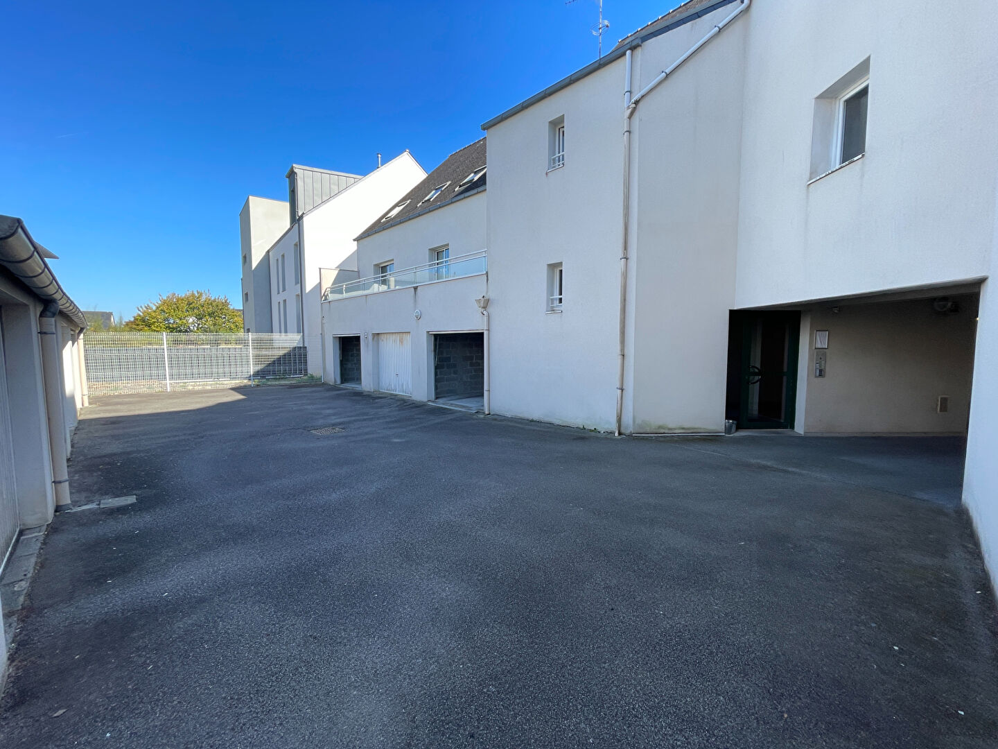 https://media.immo-facile.com/office/lemaire-immobilier/catalog/images/pr_p/3/0/2/4/9/6/6/3/30249663p.jpg?DATEMAJ=13/10/2025-16:24:08