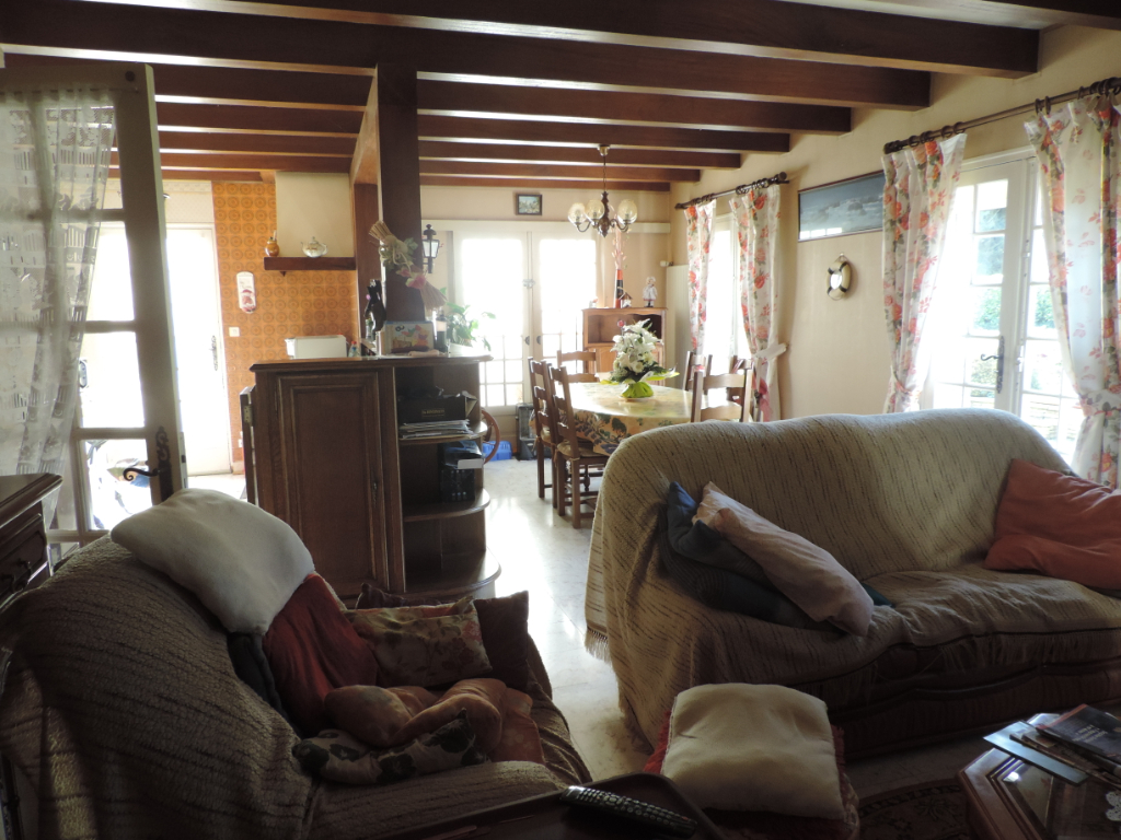 https://media.immo-facile.com/office/lemaire-immobilier/catalog/images/pr_p/3/4/6/4/5/1/0/7/34645107h.jpg?DATEMAJ=15/03/2025-19:30:29