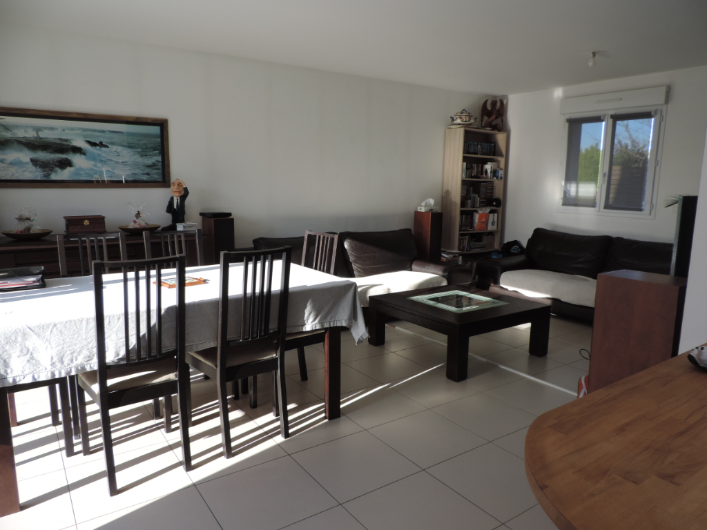 https://media.immo-facile.com/office/lemaire-immobilier/catalog/images/pr_p/3/5/3/2/0/2/5/8/35320258d.jpg?DATEMAJ=15/03/2025-19:11:12